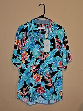 Tommy Bahama Tropical Print Short-Sleeve Shirt - Black with Blue & Red Floral
